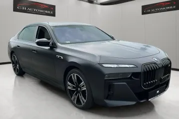 BMW M760 din 2025 - oferta BMW142911