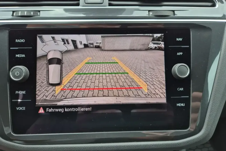 Volkswagen Tiguan din 2021 cu 68.500 km - oferta VOL142913 - foto 20