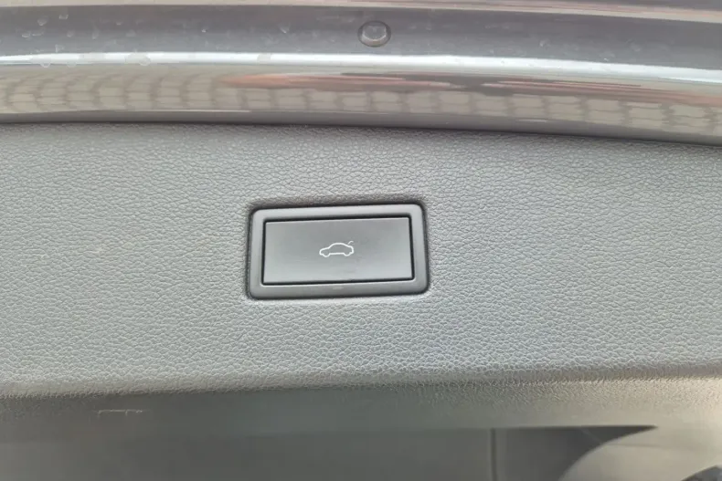 Volkswagen Tiguan din 2021 cu 68.500 km - oferta VOL142913 - foto 23