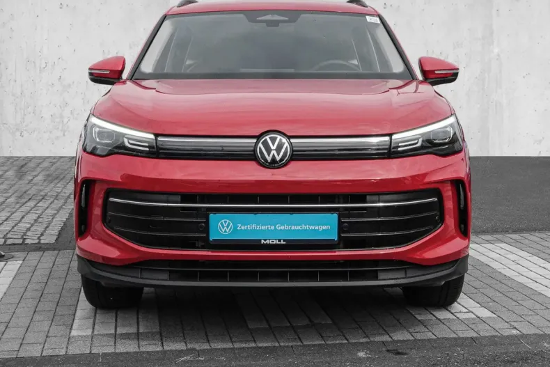 Volkswagen Tiguan din 2024 cu 14.396 km - oferta VOL142916 - foto 2