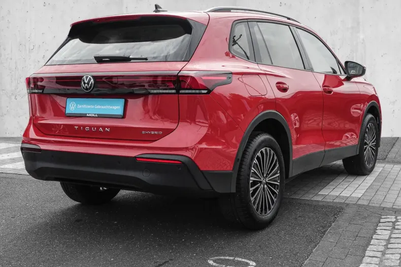 Volkswagen Tiguan din 2024 cu 14.396 km - oferta VOL142916 - foto 3