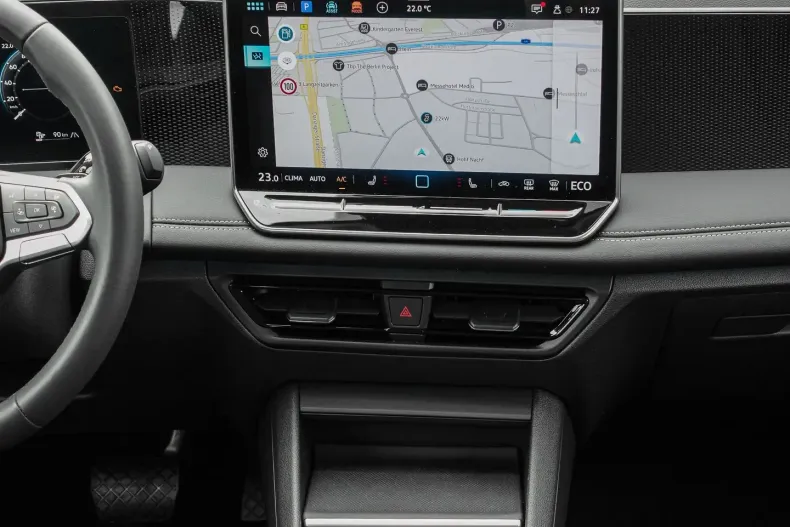 Volkswagen Tiguan din 2024 cu 14.396 km - oferta VOL142916 - foto 11