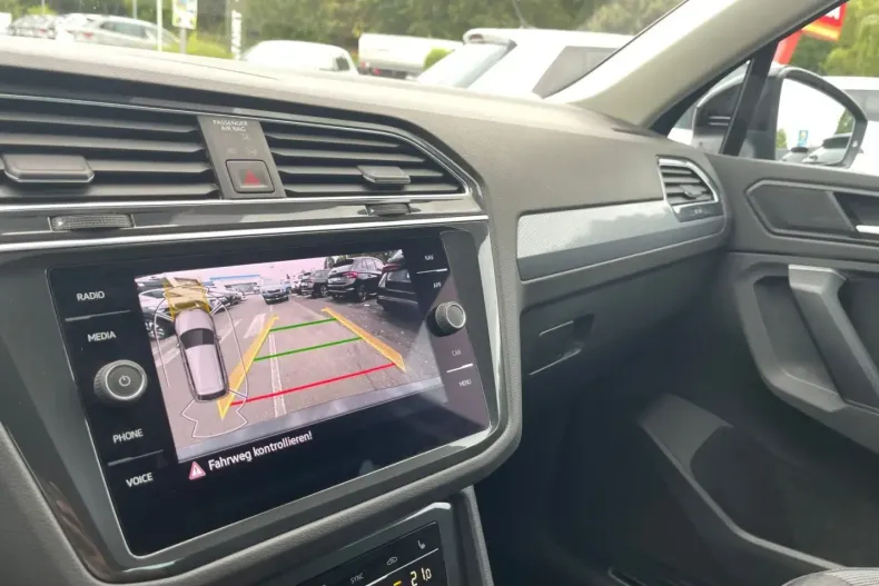 Volkswagen Tiguan din 2022 cu 79.025 km - oferta VOL142918 - foto 14