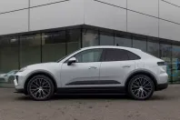 Porsche Macan din 2025 cu 3.900 km - oferta POR142921 - foto 2