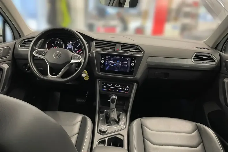 Volkswagen Tiguan din 2022 cu 81.865 km - oferta VOL142925 - foto 12