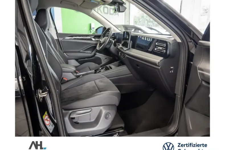 Volkswagen Tiguan din 2024 cu 20.787 km - oferta VOL142931 - foto 10