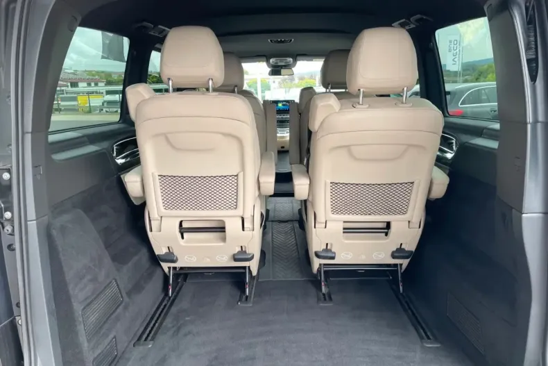 Mercedes-Benz V 300 din 2022 cu 69.990 km - oferta MER142941 - foto 5