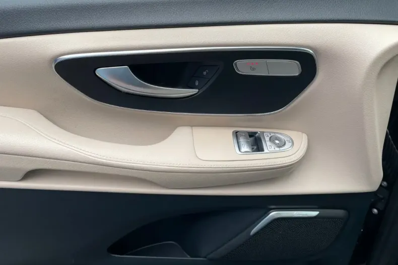 Mercedes-Benz V 300 din 2022 cu 69.990 km - oferta MER142941 - foto 15