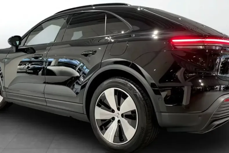 Porsche Macan din 2025 cu 4.352 km - oferta POR142942 - foto 4