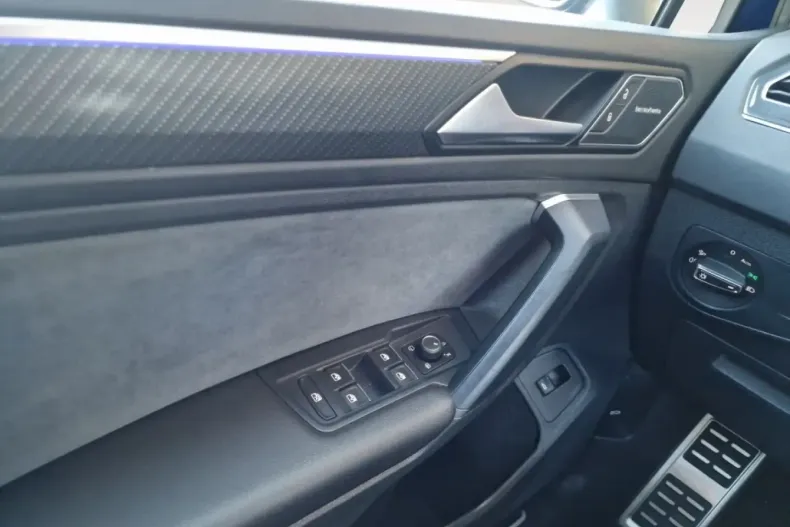 Volkswagen Tiguan din 2021 cu 71.790 km - oferta VOL142943 - foto 14