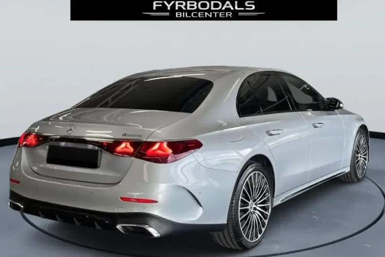 Mercedes-Benz E 300 din 2023 cu 34.500 km - oferta MER142958 - foto 3