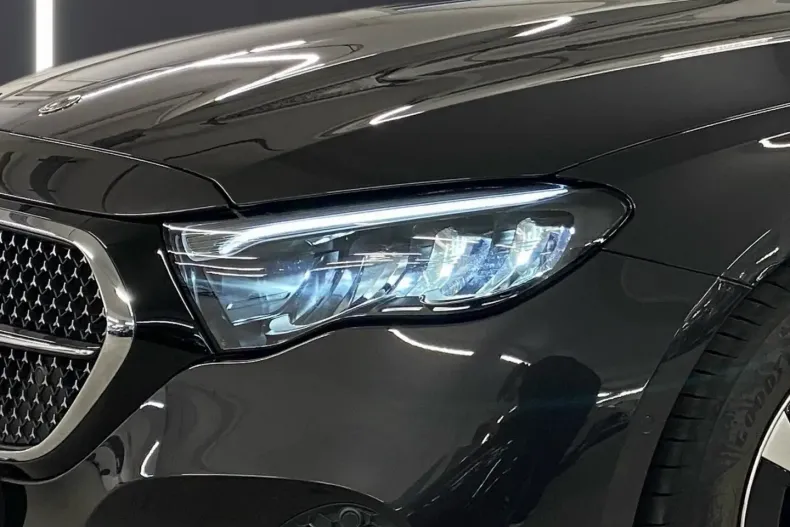 Mercedes-Benz E 200 din 2024 cu 9.854 km - oferta MER142971 - foto 4