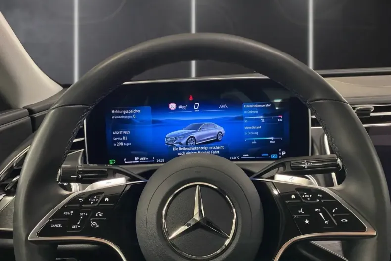 Mercedes-Benz E 200 din 2024 cu 9.854 km - oferta MER142971 - foto 7