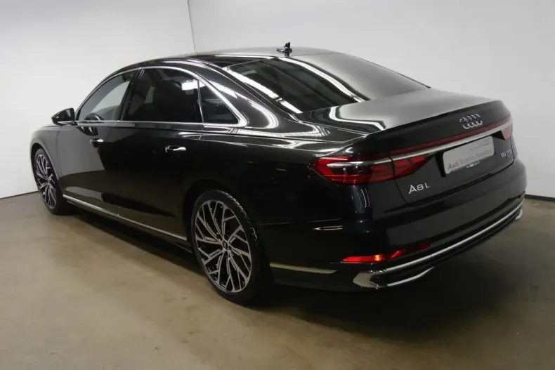 Audi A8 din 2023 cu 15.000 km - oferta AUD142973 - foto 2