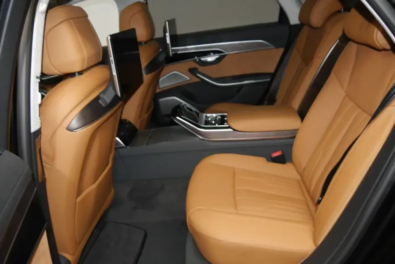 Audi A8 din 2023 cu 15.000 km - oferta AUD142973 - foto 4