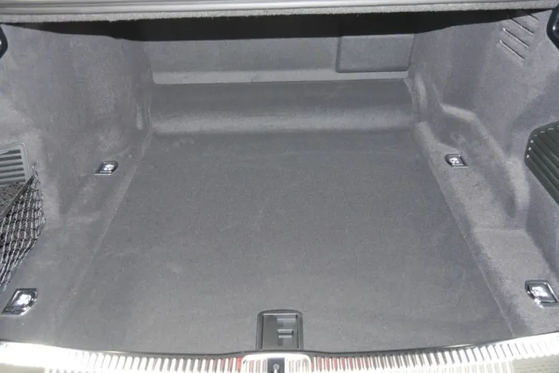 Audi A8 din 2023 cu 15.000 km - oferta AUD142973 - foto 5