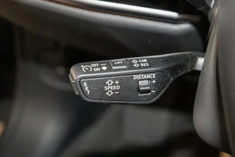 Audi A8 din 2022 cu 69.996 km - oferta AUD142974 - foto 18