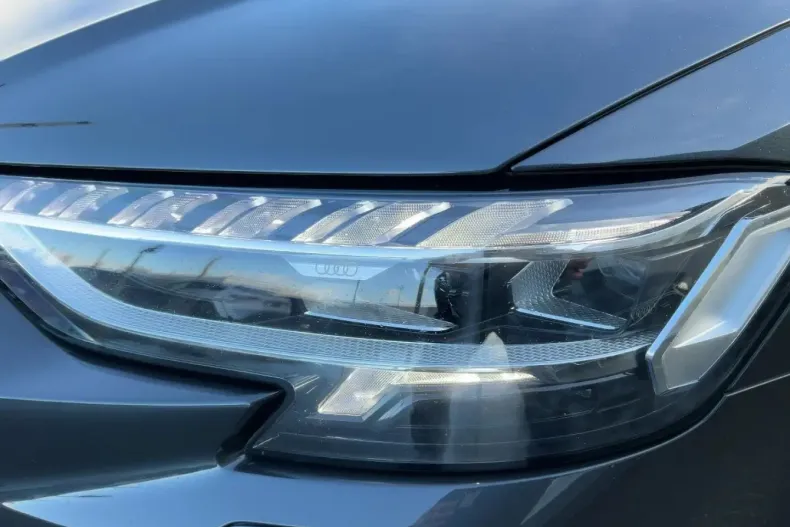 Audi A8 din 2023 cu 39.828 km - oferta AUD142975 - foto 16