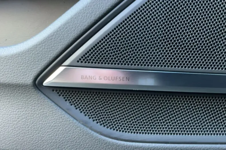 Audi A8 din 2023 cu 39.828 km - oferta AUD142975 - foto 21