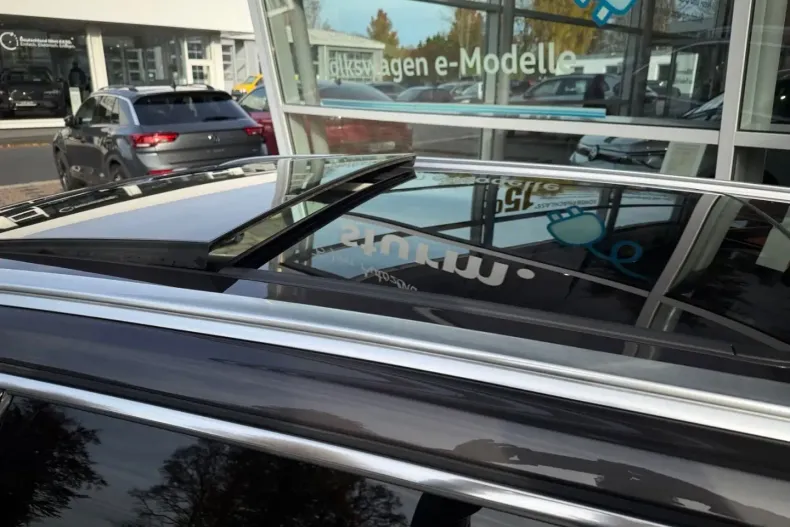 Volvo V60 din 2022 cu 72.340 km - oferta VOL142979 - foto 8