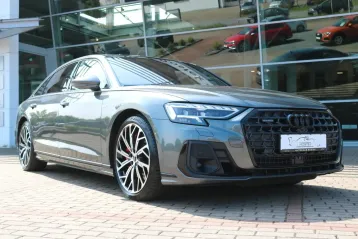 Audi A8 din 2023 - oferta AUD142980