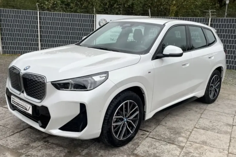 BMW iX1 din 2024 cu 16.790 km - oferta BMW142983 - foto 1