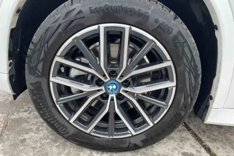 BMW iX1 din 2024 cu 16.790 km - oferta BMW142983 - foto 3