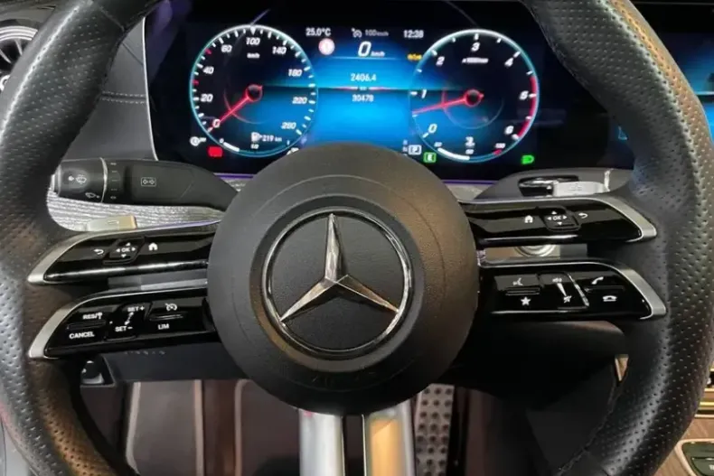 Mercedes-Benz CLS 400 din 2023 cu 30.500 km - oferta MER142985 - foto 9