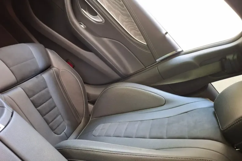 Mercedes-Benz CLS 400 din 2023 cu 30.500 km - oferta MER142985 - foto 13