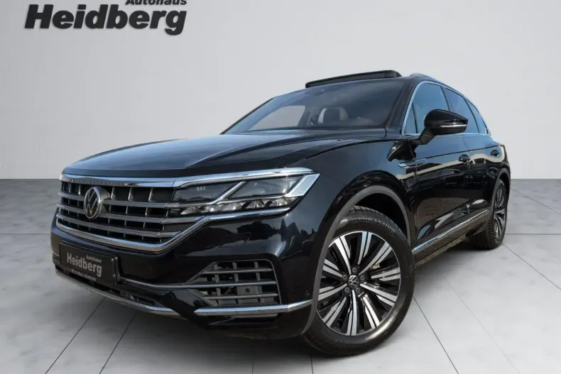 Volkswagen Touareg din 2022 cu 64.688 km - oferta VOL142987 - foto 1