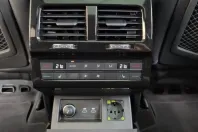 Volkswagen Touareg din 2022 cu 64.688 km - oferta VOL142987 - foto 19