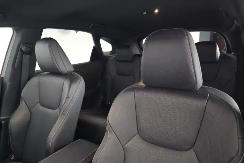 Lexus RX 350 din 2024 cu 37.652 km - oferta LEX142997 - foto 8