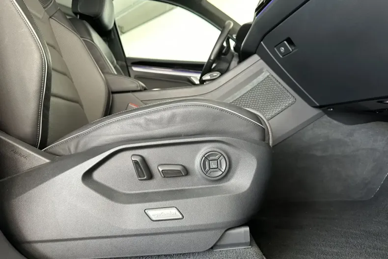 Volkswagen Touareg din 2022 cu 84.500 km - oferta VOL143001 - foto 16