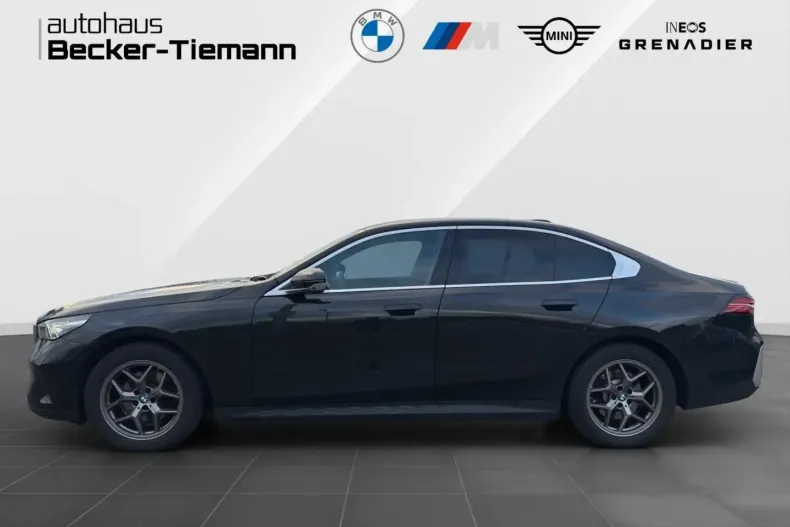 BMW 520 din 2024 cu 49.077 km - oferta BMW143007 - foto 3