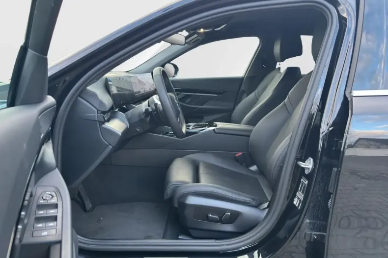 BMW 520 din 2024 cu 49.077 km - oferta BMW143007 - foto 10