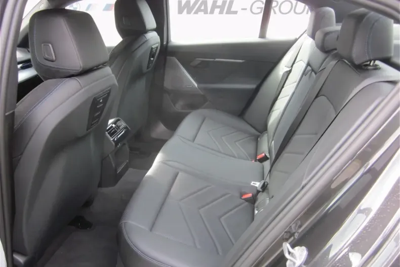 BMW 520 din 2024 cu 6.200 km - oferta BMW143013 - foto 11