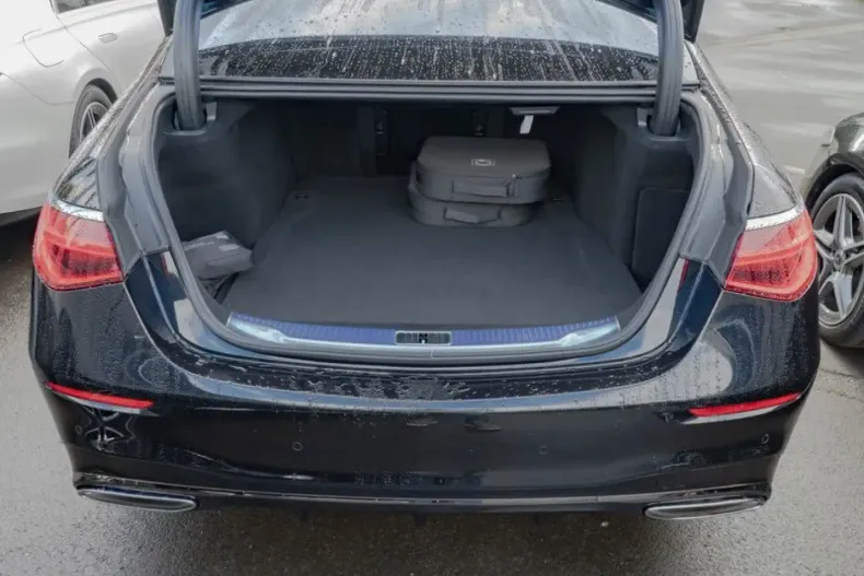 Mercedes-Benz S 580 din 2024 cu 8.628 km - oferta MER143027 - foto 5