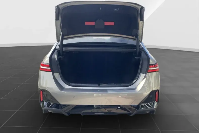 BMW 520 din 2024 cu 56.085 km - oferta BMW143032 - foto 14