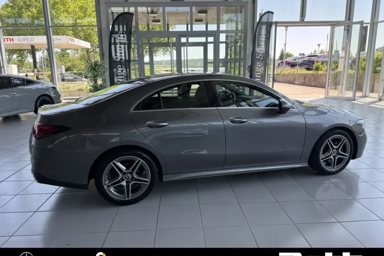 Mercedes-Benz CLA 180 din 2024 cu 22.300 km - oferta MER143043 - foto 5