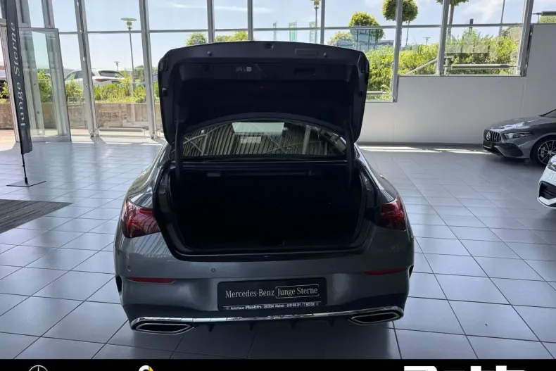 Mercedes-Benz CLA 180 din 2024 cu 22.300 km - oferta MER143043 - foto 6