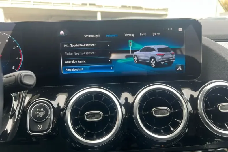 Mercedes-Benz GLA 200 din 2022 cu 41.998 km - oferta MER143047 - foto 13