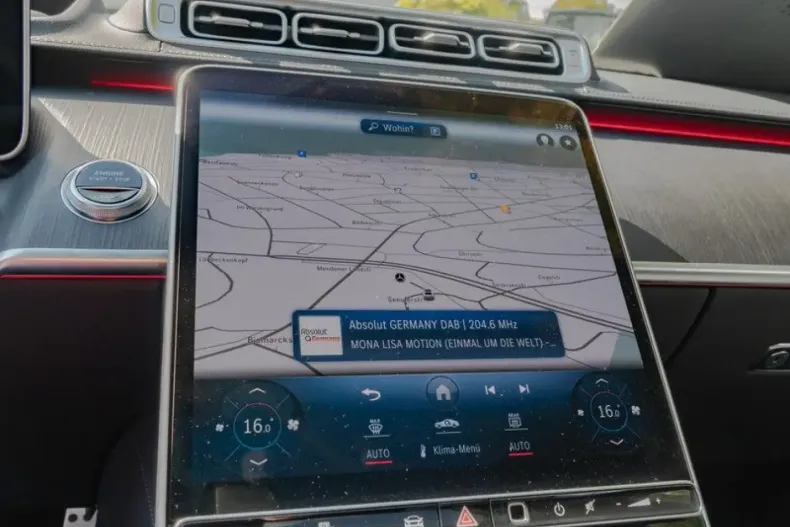 Mercedes-Benz S 500 din 2024 cu 9.626 km - oferta MER143054 - foto 17