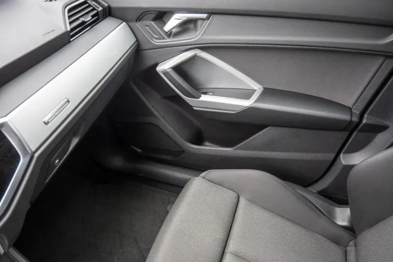 Audi Q3 din 2022 cu 61.964 km - oferta AUD143056 - foto 13