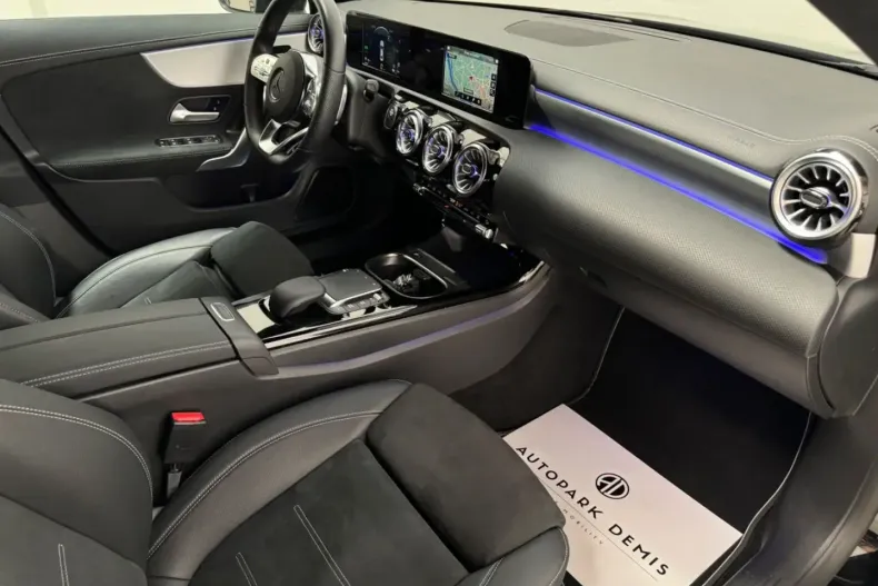 Mercedes-Benz CLA 250 din 2021 cu 74.700 km - oferta MER143072 - foto 12