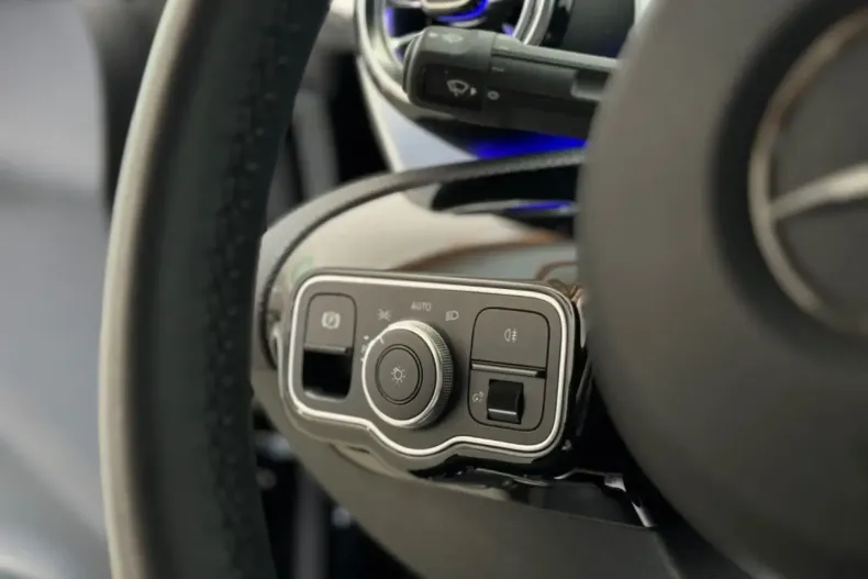 Mercedes-Benz CLA 250 din 2021 cu 74.700 km - oferta MER143072 - foto 23