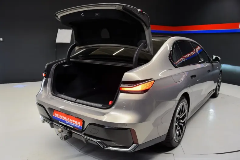 BMW 740 din 2024 cu 26.100 km - oferta BMW143087 - foto 6