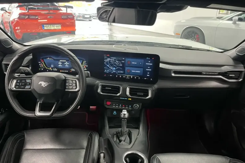 Ford Mustang din 2024 cu 14.000 km - oferta FOR143102 - foto 9