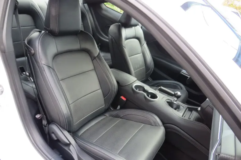 Ford Mustang din 2024 cu 17.200 km - oferta FOR143103 - foto 13