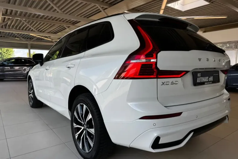 Volvo XC60 din 2023 cu 90.210 km - oferta VOL143105 - foto 7