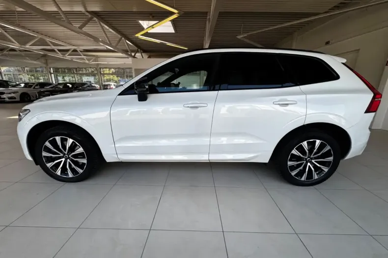 Volvo XC60 din 2023 cu 90.210 km - oferta VOL143105 - foto 8